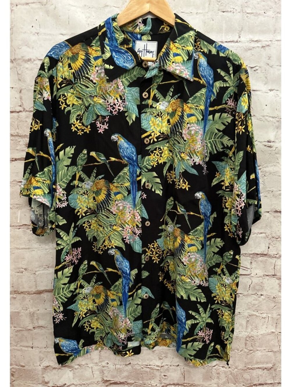 Guy Harvey Aftco Bluewater Hawaiian Shirt Button Up Rayon Parrot Tropical Size L